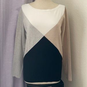 NEW White House Black Market sweater, Size Large